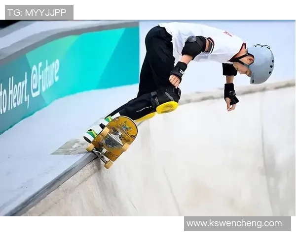 北京攀岩队在滑板精英赛中的团队协作表现分析与点评